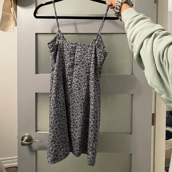 imagine it yours small dress - Picture 2 of 3